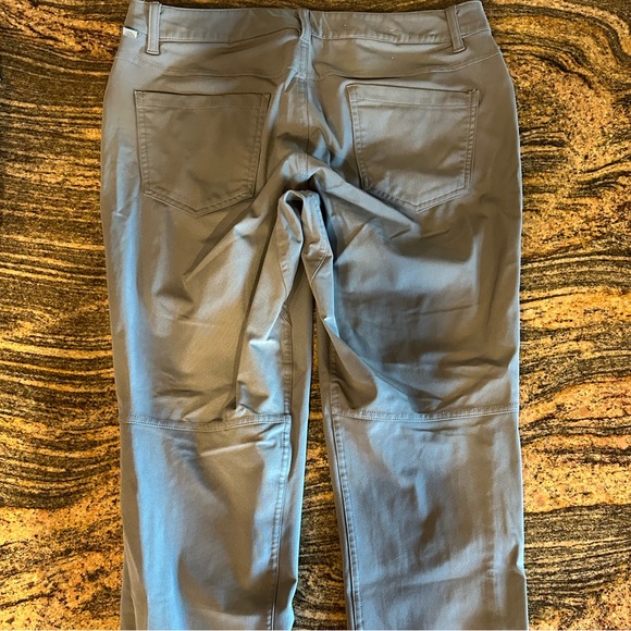 Lululemon ABC-Classic Fit 5 Pocket Pant Size 32/29 - Grey - Picture 6 of 6